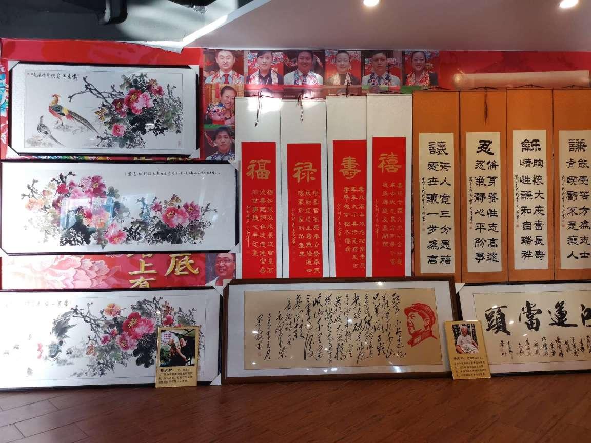 我是一个初三女生。去年转了学校，到现在还没有朋友。也有我比较内向的原因，但还有一个因素是这个年龄段游戏画面