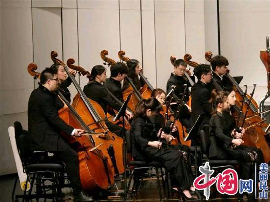 视频 | 时隔五年再次来渝 李春华为重庆葫芦丝发展点赞