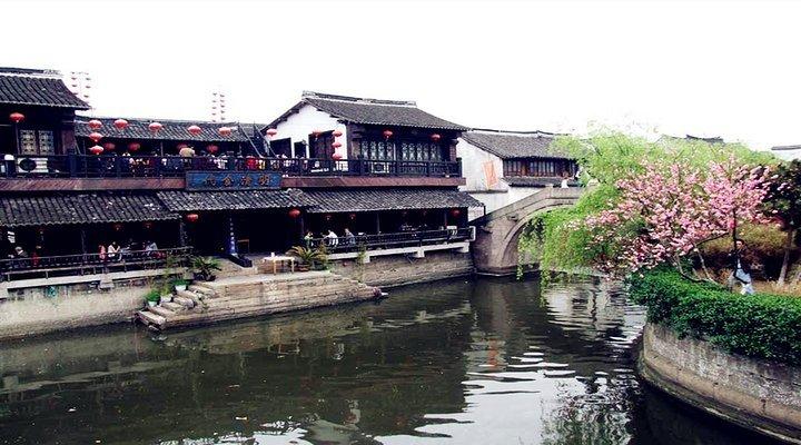 升空的愤怒奶奶